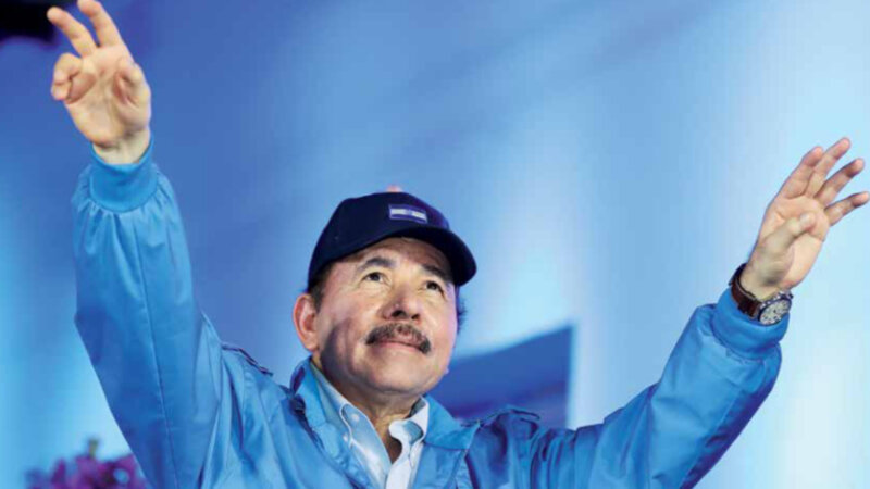 Daniel aprobado con alta calificación